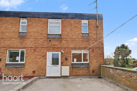 2 bedroom flat for sale, Limehurst Square, Northampton