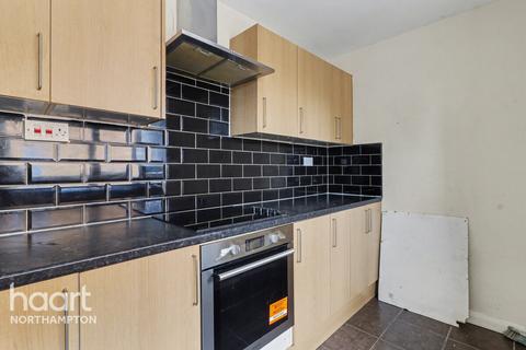 2 bedroom flat for sale, Limehurst Square, Northampton