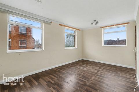2 bedroom flat for sale, Limehurst Square, Northampton