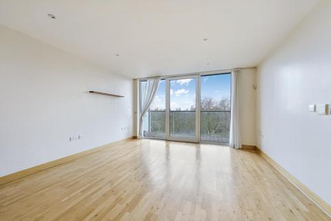 2 bedroom flat for sale, Oswald Building, Chelsea Bridge Wharf, SW11