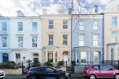 undefined, 9, Woodburn Square, Douglas