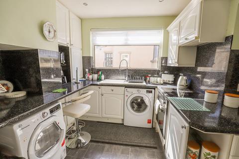 2 bedroom apartment for sale, Sandylands Promenade, Heysham, Morecambe