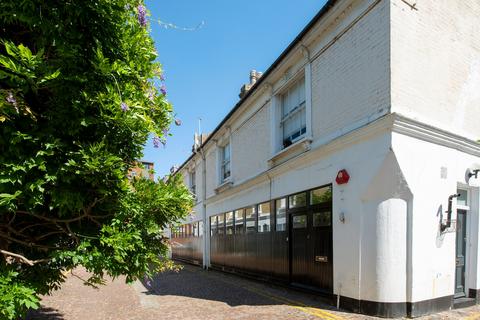 Office to rent, 15-16 Pembroke Mews London W8 6ER