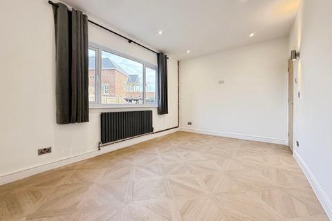1 bedroom maisonette for sale, Shakespeare Road, Bedford, Bedfordshire