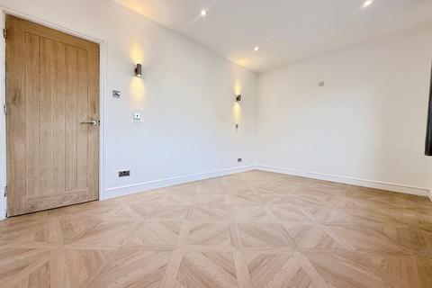 1 bedroom maisonette for sale, Shakespeare Road, Bedford, Bedfordshire
