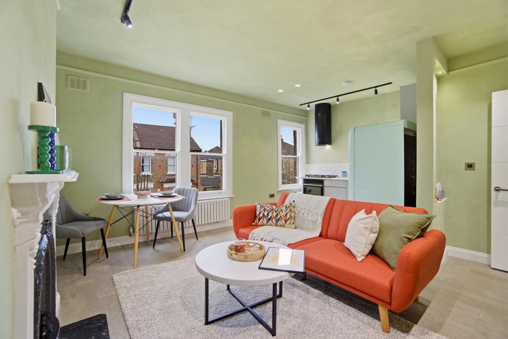 1 Bedroom Flat for Sale