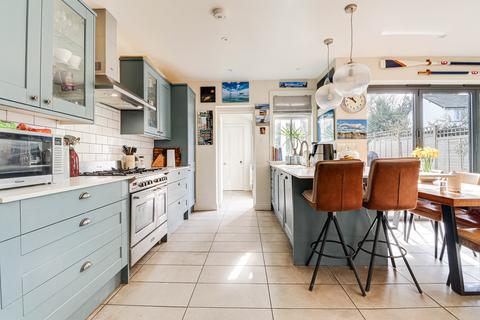 3 bedroom detached house for sale, Cravells Road, Harpenden, Hertfordshire, AL5