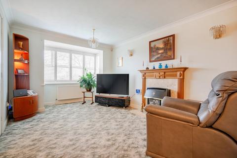 undefined, Garner Close, Carterton, Oxfordshire, OX18
