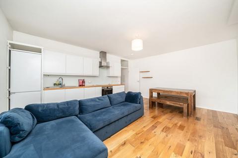 2 bedroom flat to rent, Minster Road, London NW2