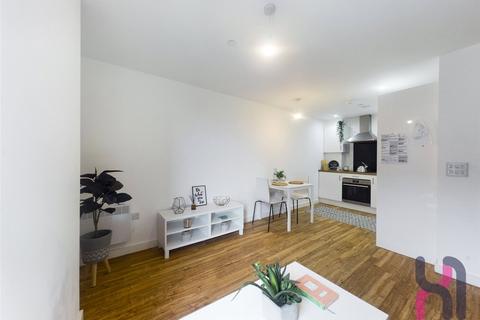 1 bedroom flat for sale, The Tower, 19 Plaza Boulevard, Liverpool, Merseyside, L8
