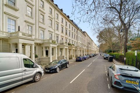 undefined, St. Georges Square, London SW1V