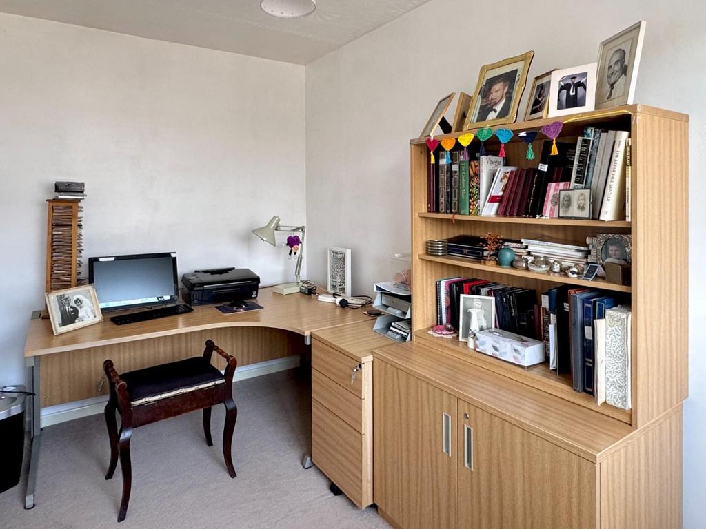 Study/Bedroom 4