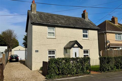 4 bedroom detached house for sale, Manor Road, New Milton, Hampshire, BH25