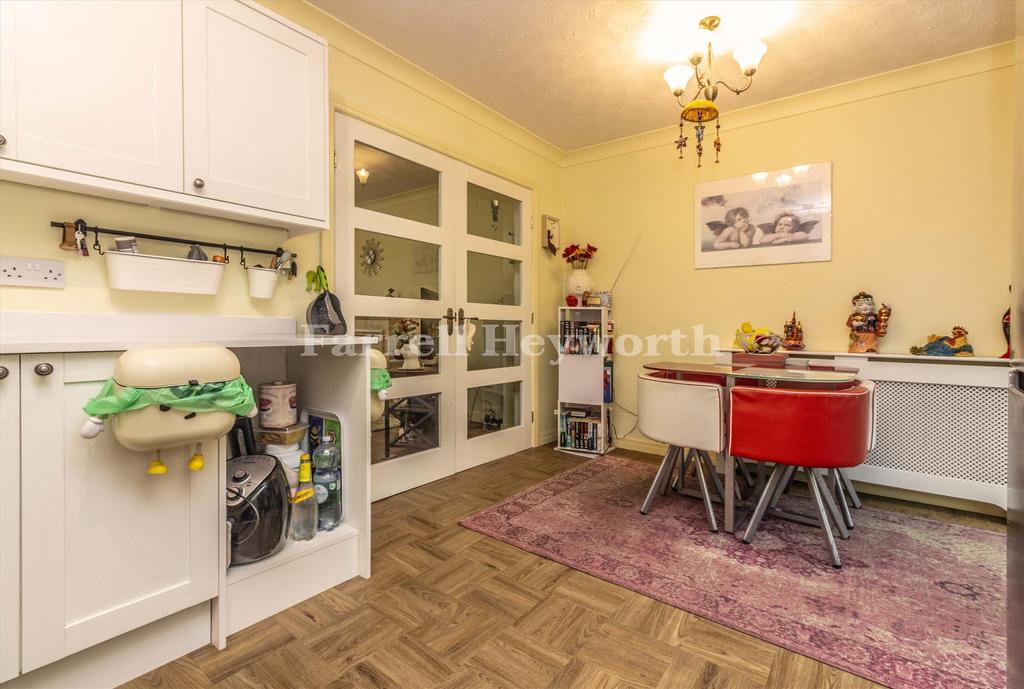 Kitchen b