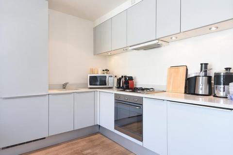 2 bedroom flat for sale, Holloway Road, Islington, London, N7