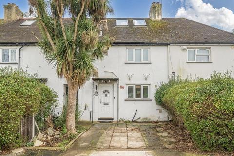 Fullers Avenue, Surbiton