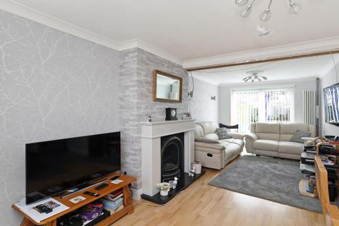 undefined, Lady Margaret Road, Southall UB1