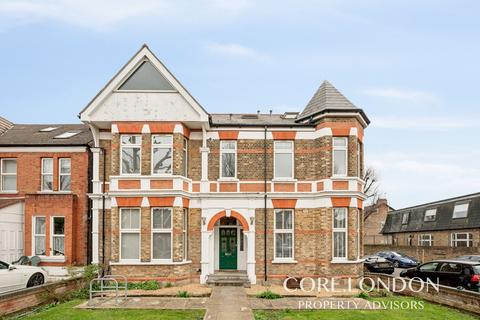 undefined, The Avenue, Ealing, W13