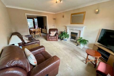 undefined, Copthorne, Luton, Bedfordshire, LU2 8RL