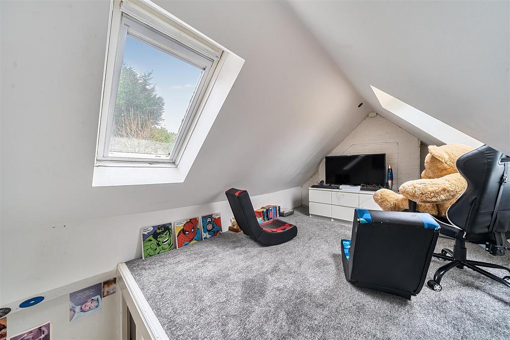 Loft room.jpg