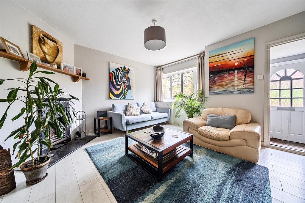 Living room 1.jpg