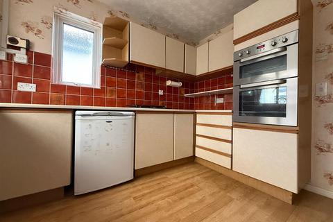 3 bedroom semi-detached bungalow for sale, Kelvin Grove, Portchester,