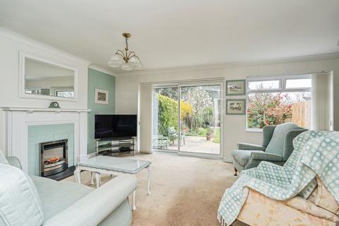 4 bedroom terraced house for sale, Green Lane Close, Byfleet, West Byfleet, Surrey, KT14