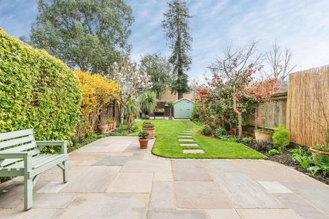 4 bedroom terraced house for sale, Green Lane Close, Byfleet, West Byfleet, Surrey, KT14