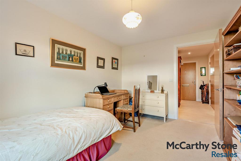 8681517-interior03-800.jpg