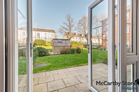 undefined, Queen Elizabeth Place, Orchard Lane, Alton, GU34 1GZ