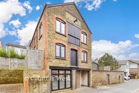 undefined, Oakdene Chambers, Oakdene Road, Redhill, Surrey