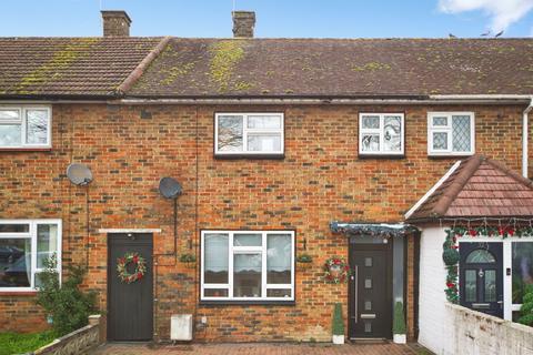 3 bedroom terraced house for sale, North Hill Drive, Romford, RM3