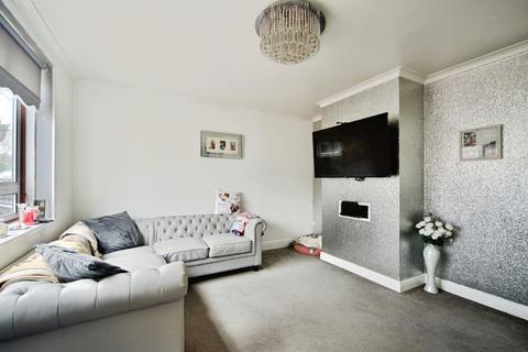 3 bedroom terraced house for sale, North Hill Drive, Romford, RM3