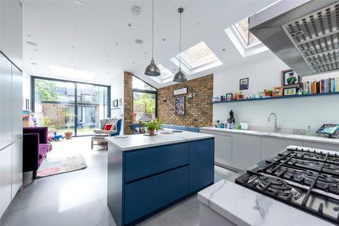 4 bedroom terraced house for sale, Leighton Gardens, London, NW10