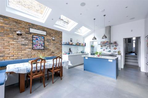 4 bedroom terraced house for sale, Leighton Gardens, London, NW10
