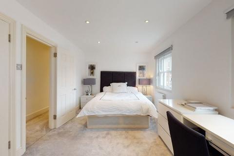 undefined, Montagu Row, London W1U