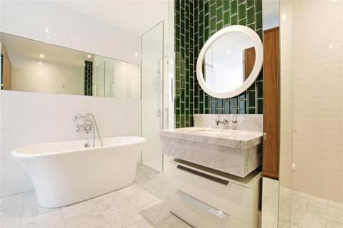 2 bedroom apartment to rent, Capital Building, London, SW11
