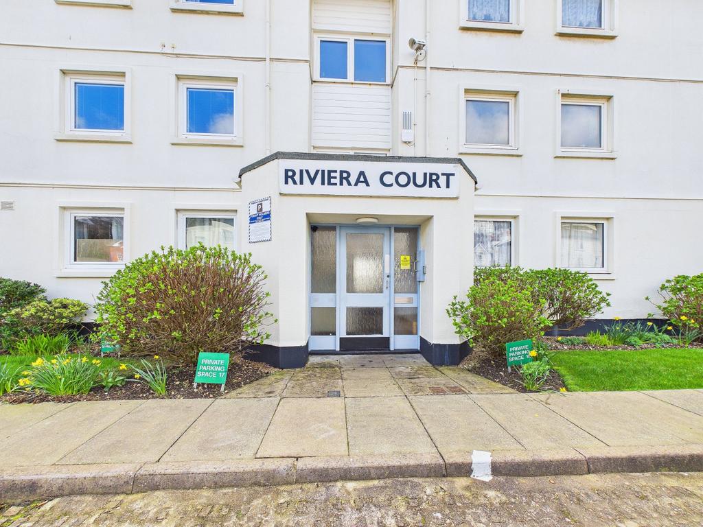 Riviera Court