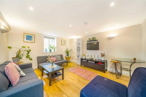 1 bedroom flat for sale, Bishopsgate, London EC2M