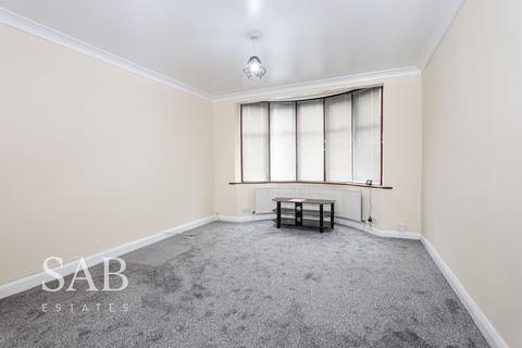 3 bedroom terraced house to rent, Carr Road, Northolt, UB5