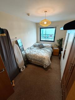 2 bedroom flat to rent, Leeds Street, The Reach, L3