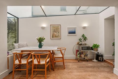 4 bedroom terraced house for sale, Greyhound Road, London NW10