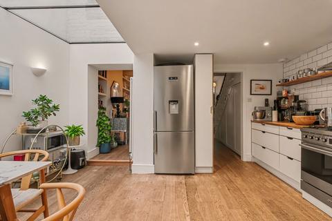 4 bedroom terraced house for sale, Greyhound Road, London NW10