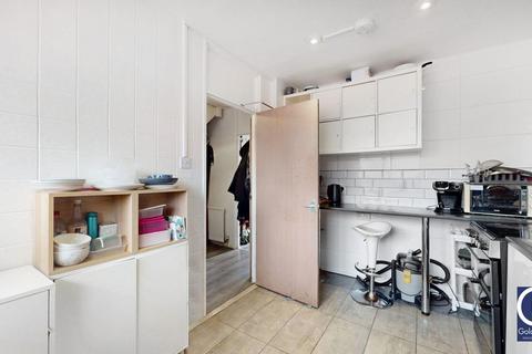 undefined, Tinsley Road, London, E1