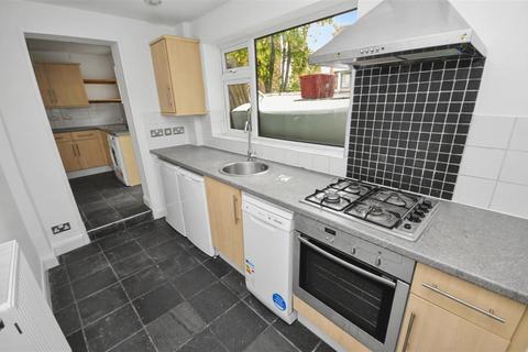 2 bedroom house to rent, Leicester Street, Leamington Spa