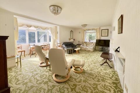 3 bedroom apartment for sale, Manor Road, East Cliff, Bournemouth, BH1
