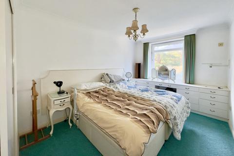 3 bedroom apartment for sale, Manor Road, East Cliff, Bournemouth, BH1