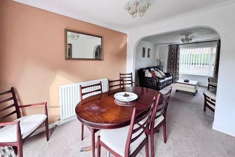 4 bedroom detached house for sale, Bishops Close, Stratford-upon-Avon