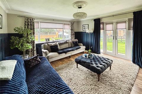 4 bedroom bungalow for sale, Pinfold Lane, Doncaster DN7