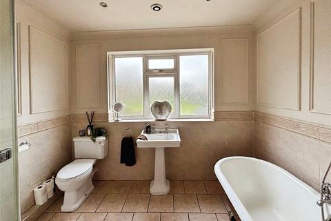 4 bedroom bungalow for sale, Pinfold Lane, Doncaster DN7